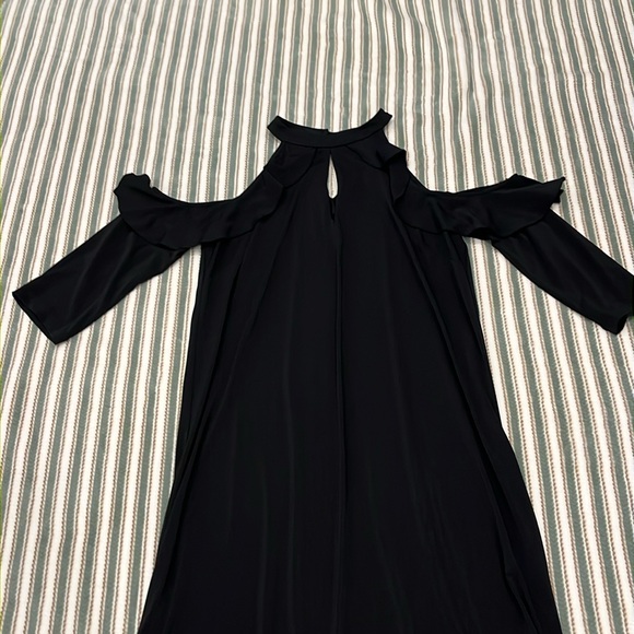 Jennifer Lopez Women’s Elegant Black Cold Shoulder Dress size S - Picture 2 of 8